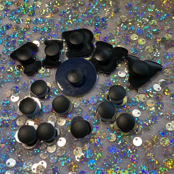 ♎️ Libra 15 Piece Crocs Charm Zodiac Set - Picture 5 of 5